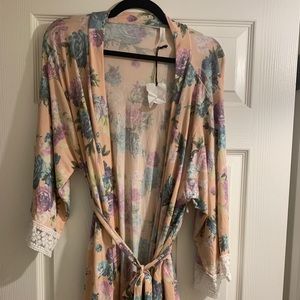 NWT PinkBlush Robe